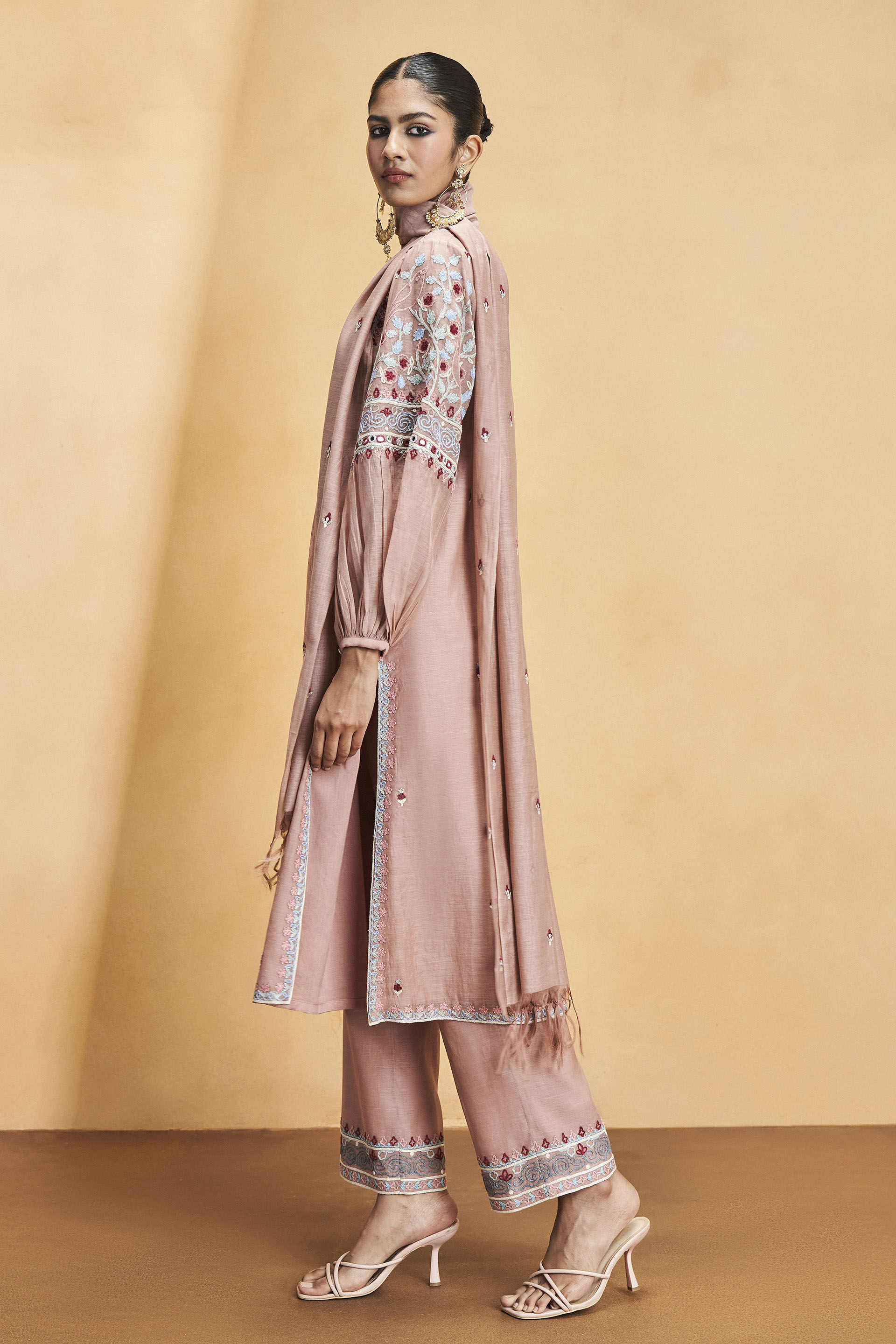 Philomel Embroidered Zardozi Silk Suit Set - Old Rose